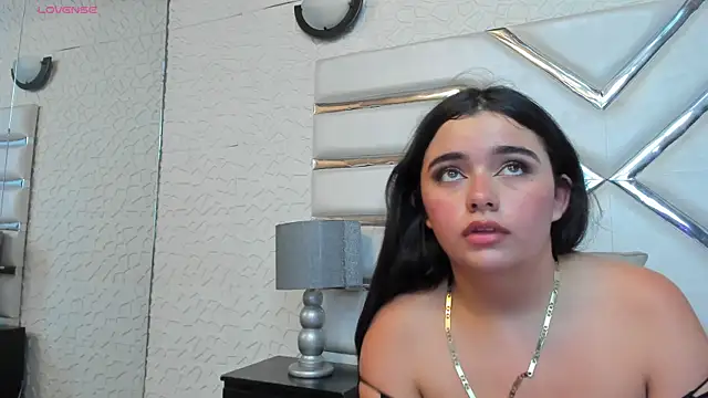 TaniaaMiller webcam