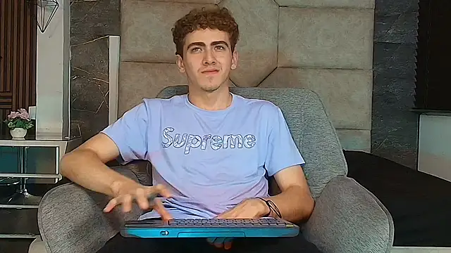 Tyler_Mcrey webcam