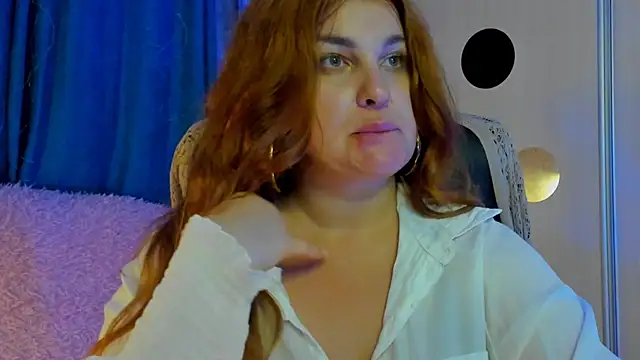 CoraSwon webcam