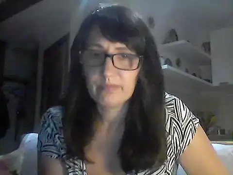 Elena48324 webcam