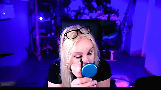 stellawatts webcam