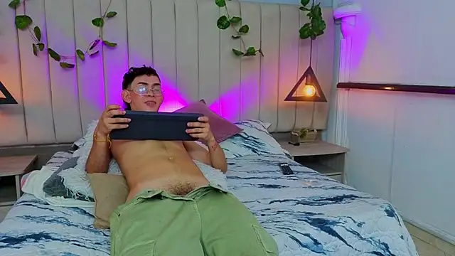 velvetkai webcam