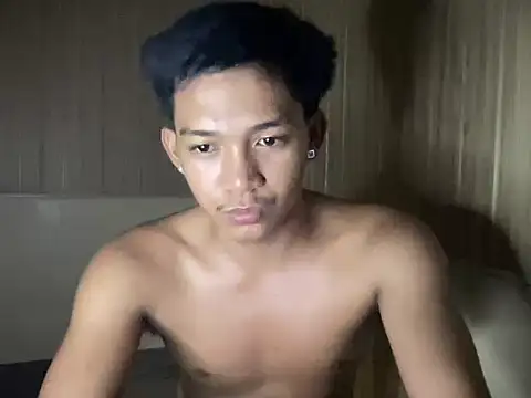 YourcumBoy77 webcam
