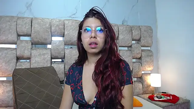 KathyAiden webcam