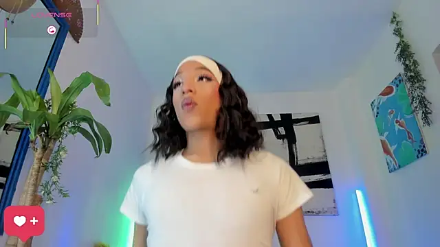 Naughty_Blue webcam