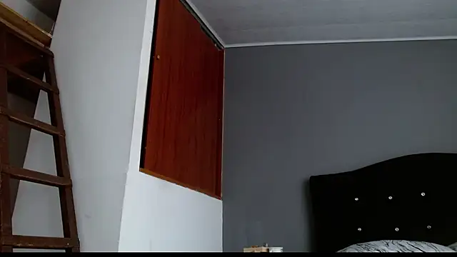 Emilia_1995 webcam