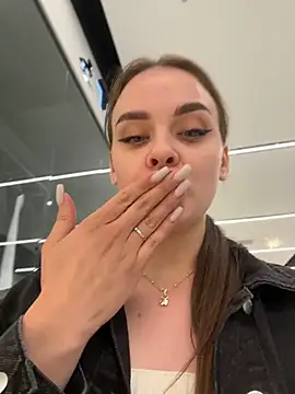 KristiRich webcam