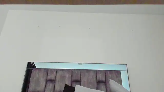 alyssia_ocean webcam
