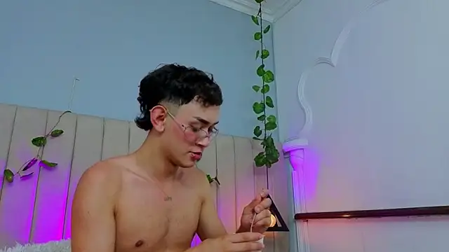 velvetkai webcam