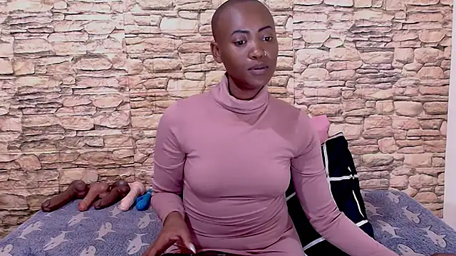 EbonyOlive69