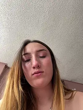 Valery_Salmons webcam