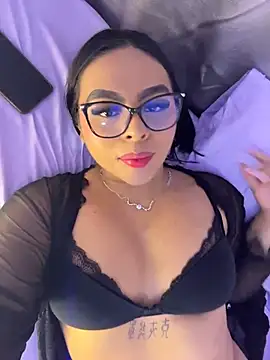 Aylin_Fox webcam