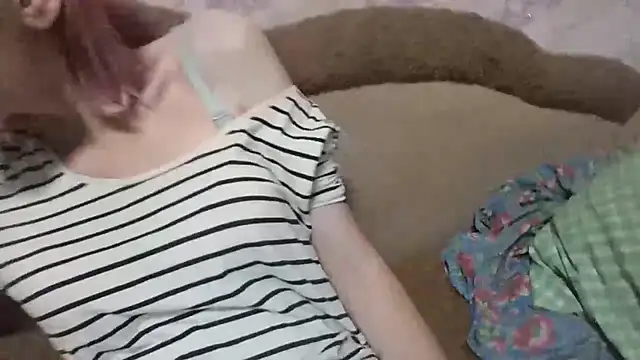 Ketti_mom webcam