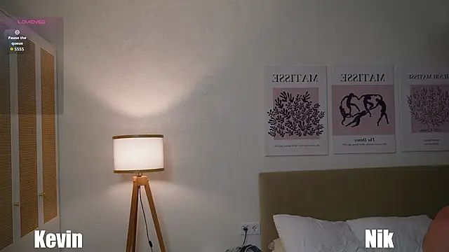 Nik_Sharp Live Web Cam Show