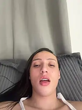 Im_lauritaa Live Web Cam Show