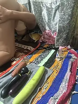 Hotty-Rani-Bhabi webcam