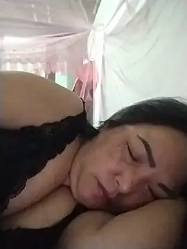Naaya8109 webcam