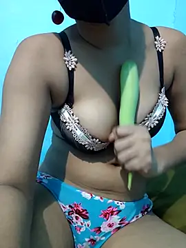 Sexy-deshigirls webcam