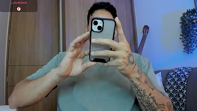 alejandro_stark webcam