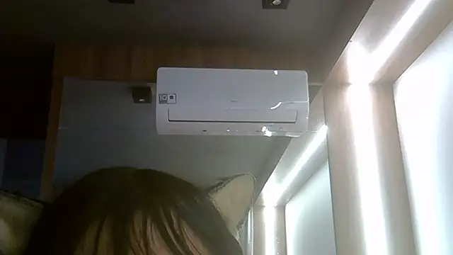 SkinnyKitten webcam