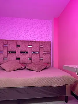 sophia_pink17 webcam
