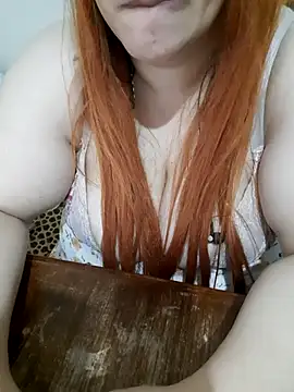Madam_bezzzoul webcam