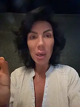 SelineVelvet webcam
