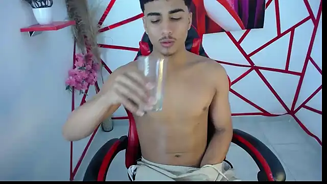 oliver-parker webcam