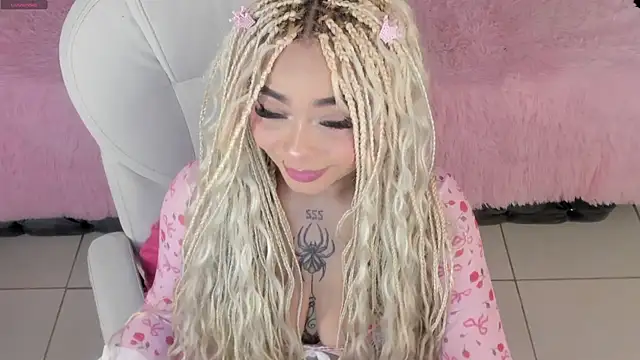 conny__curly webcam