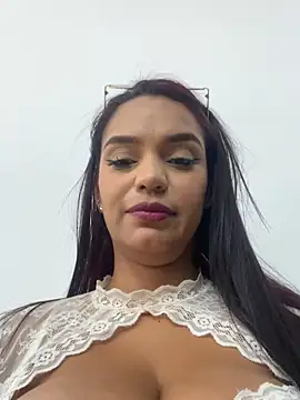 Sara-77 webcam