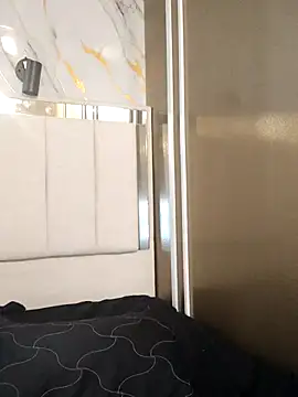 Olivia11_ webcam