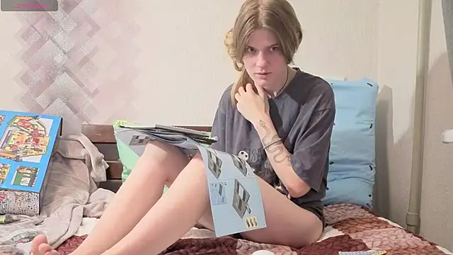 Adell_Love webcam