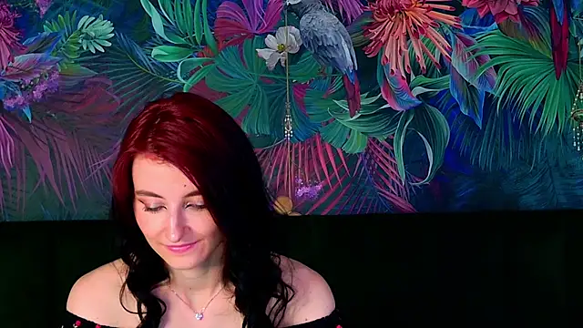 NicoleLuxe webcam