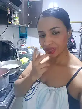 mell0102 webcam