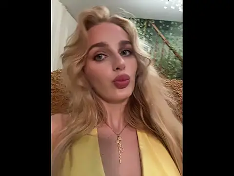 Golden__Daisy webcam
