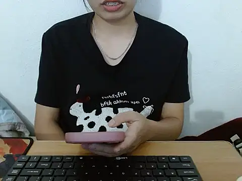ThuyTien279 webcam