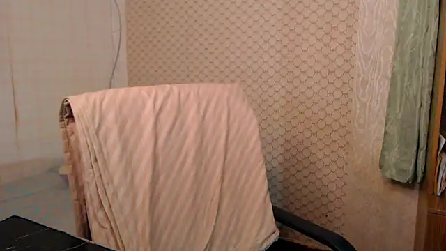 Janiffer_MiMi webcam