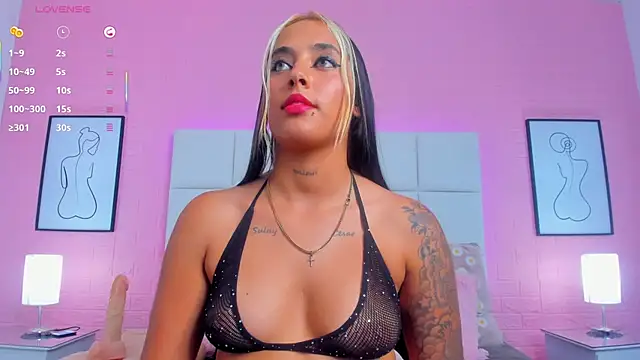 charlotte_kisss webcam