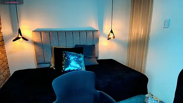LiaCooper_ webcam