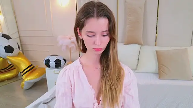 MarybethSnow webcam