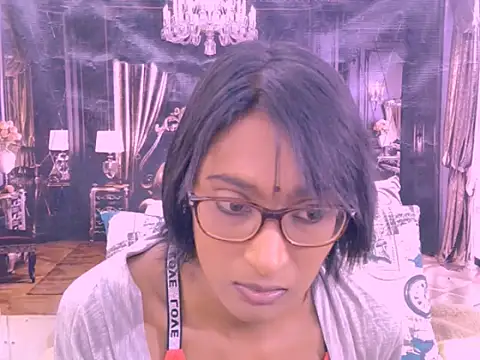 IndianRebel4u2Luv webcam