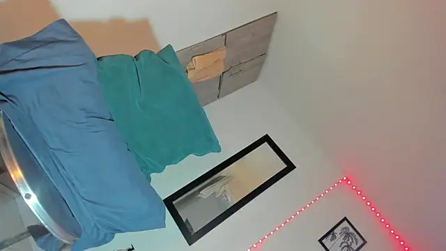 exotis_tiahara777 webcam