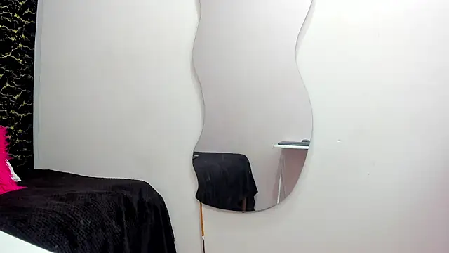 TaylerCruz webcam