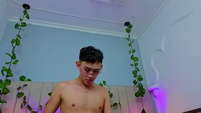 velvetkai webcam
