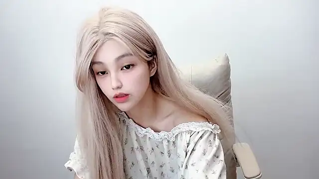 jiangjiang2005 webcam