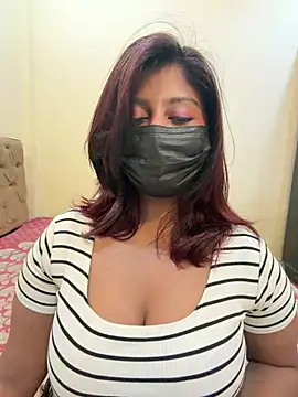 PayalDesire webcam