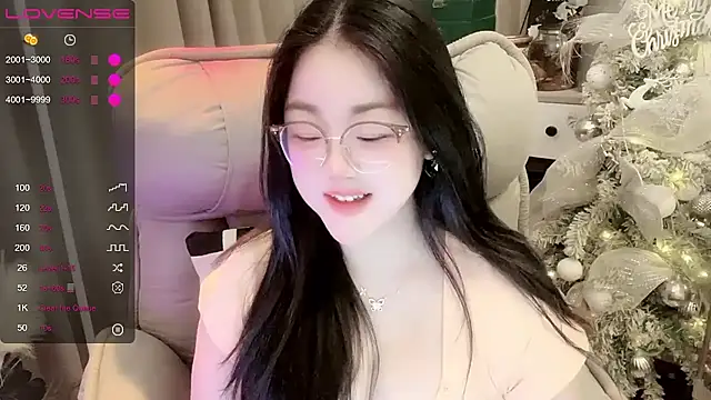 Monica-666888- webcam