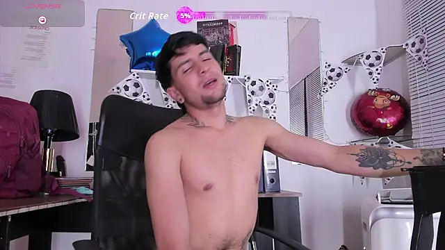 StefanoBigCock webcam