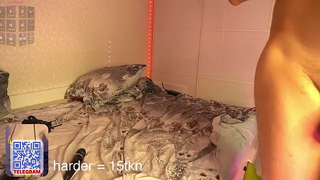 cream_fucks Live Web Cam Show