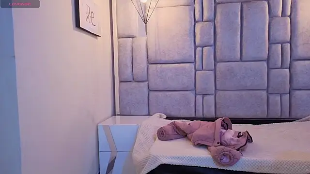 Dahiana_Dmour_ webcam